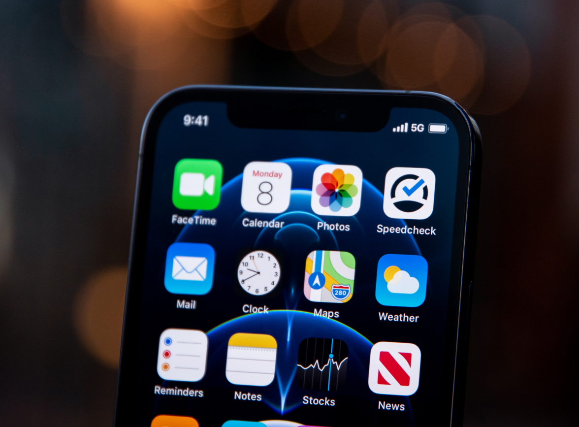合山苹果手机维修分享为什么 iPhone 12 在冬季会自动关机 