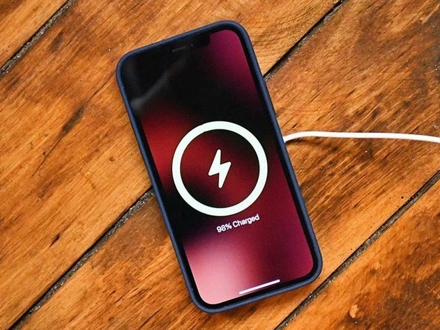 合山苹果手机维修分享iPhone 12可以随便充电吗 